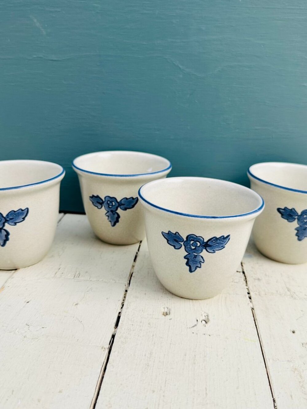 Vintage Pfaltzgraff Yorktowne Ramekins Custard Cups Set of Four, Stoneware Cups